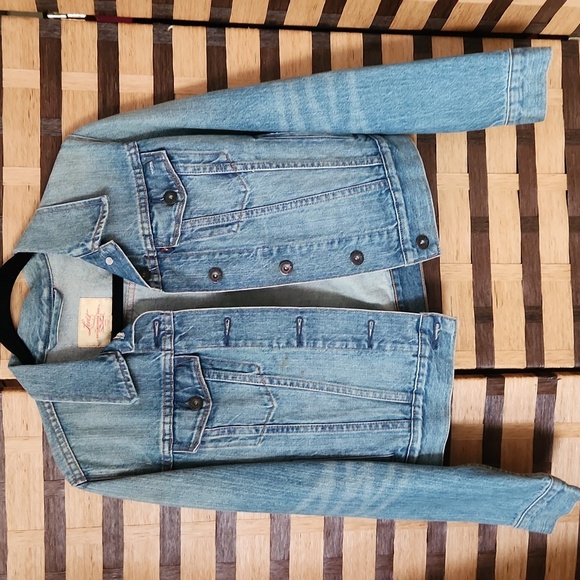 Levis Snap On Diamond fringe - Picture 2 of 6